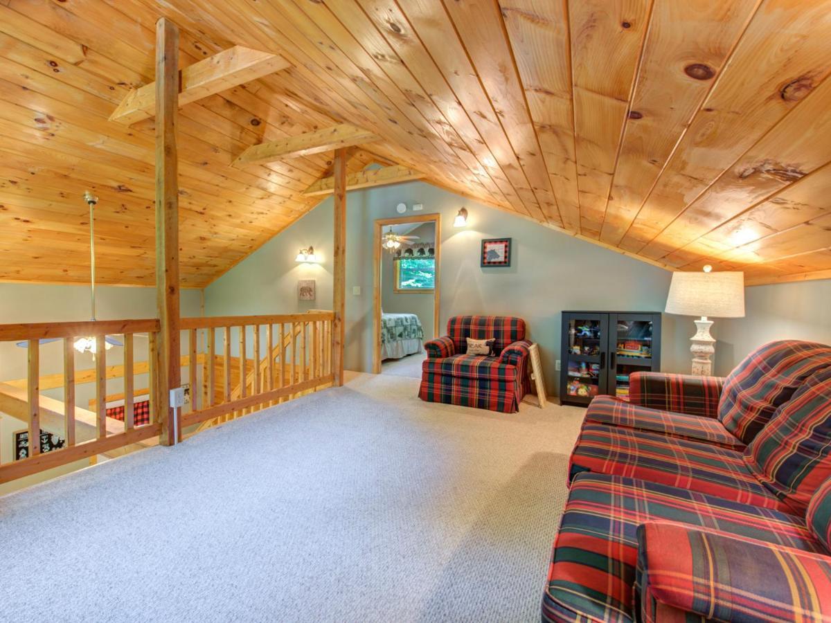 Eagle Creek, 2 Bedrooms, Hot Tub, Porch, Sleeps 6 Gatlinburg Buitenkant foto