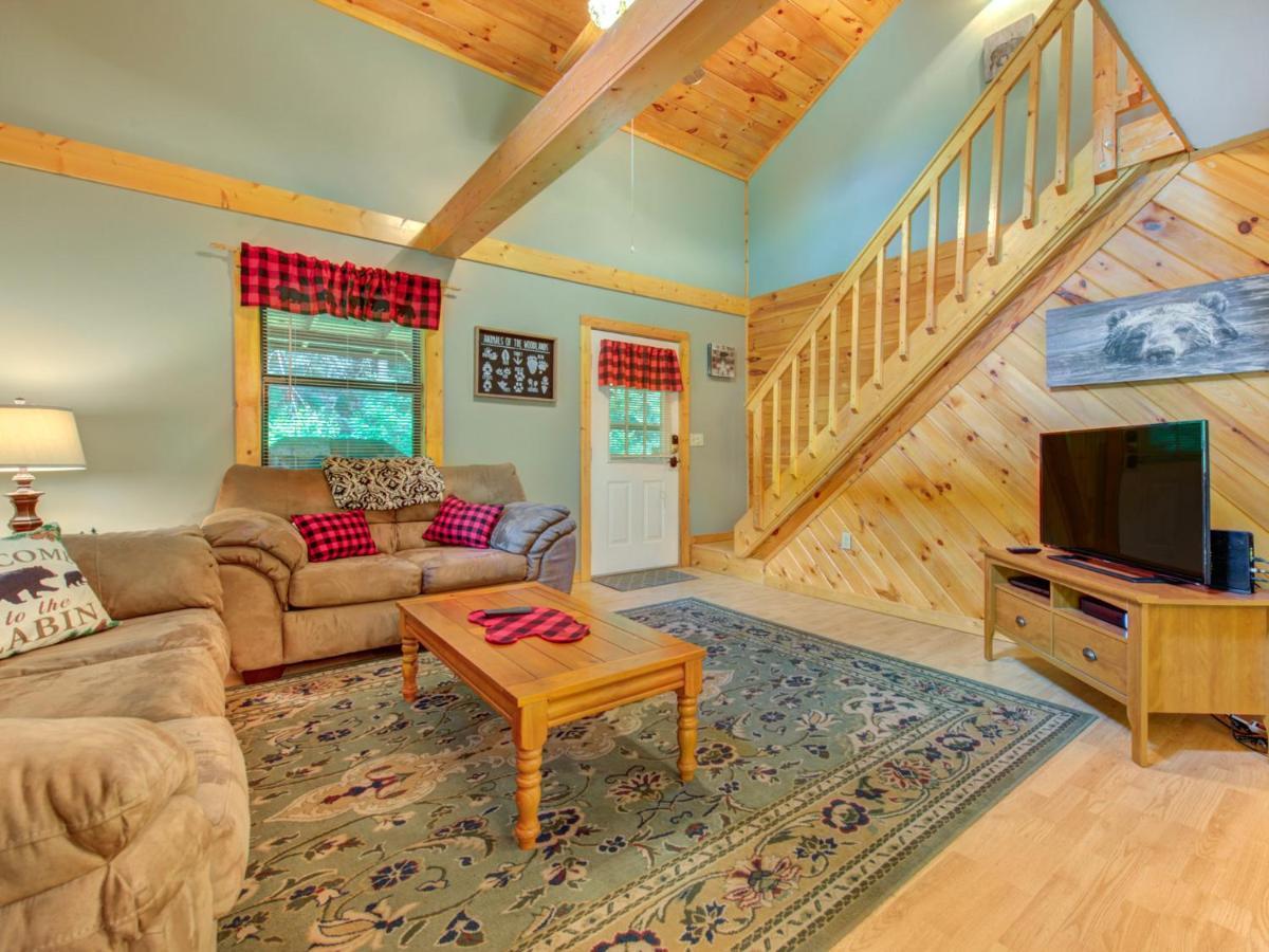 Eagle Creek, 2 Bedrooms, Hot Tub, Porch, Sleeps 6 Gatlinburg Buitenkant foto