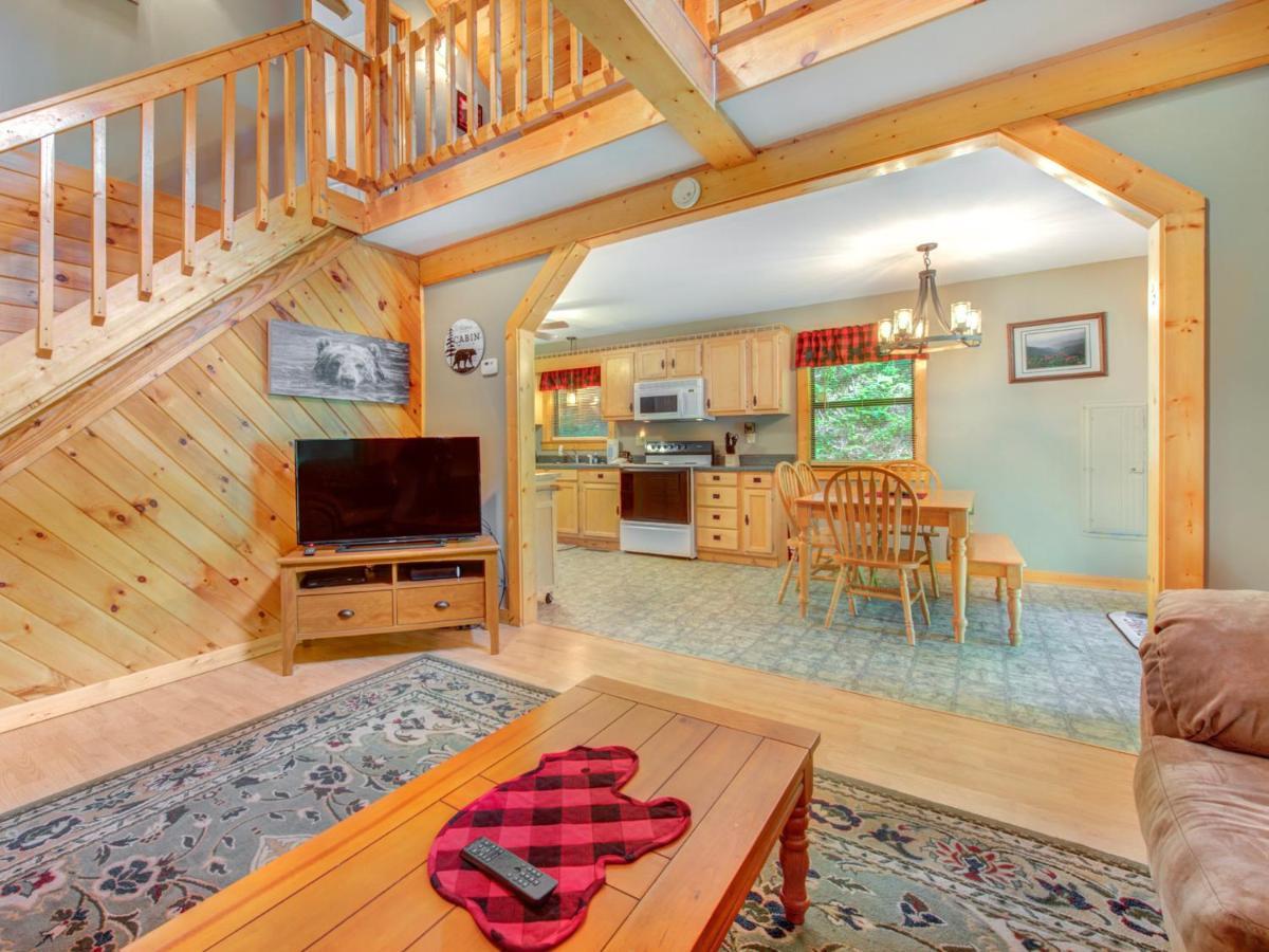 Eagle Creek, 2 Bedrooms, Hot Tub, Porch, Sleeps 6 Gatlinburg Buitenkant foto